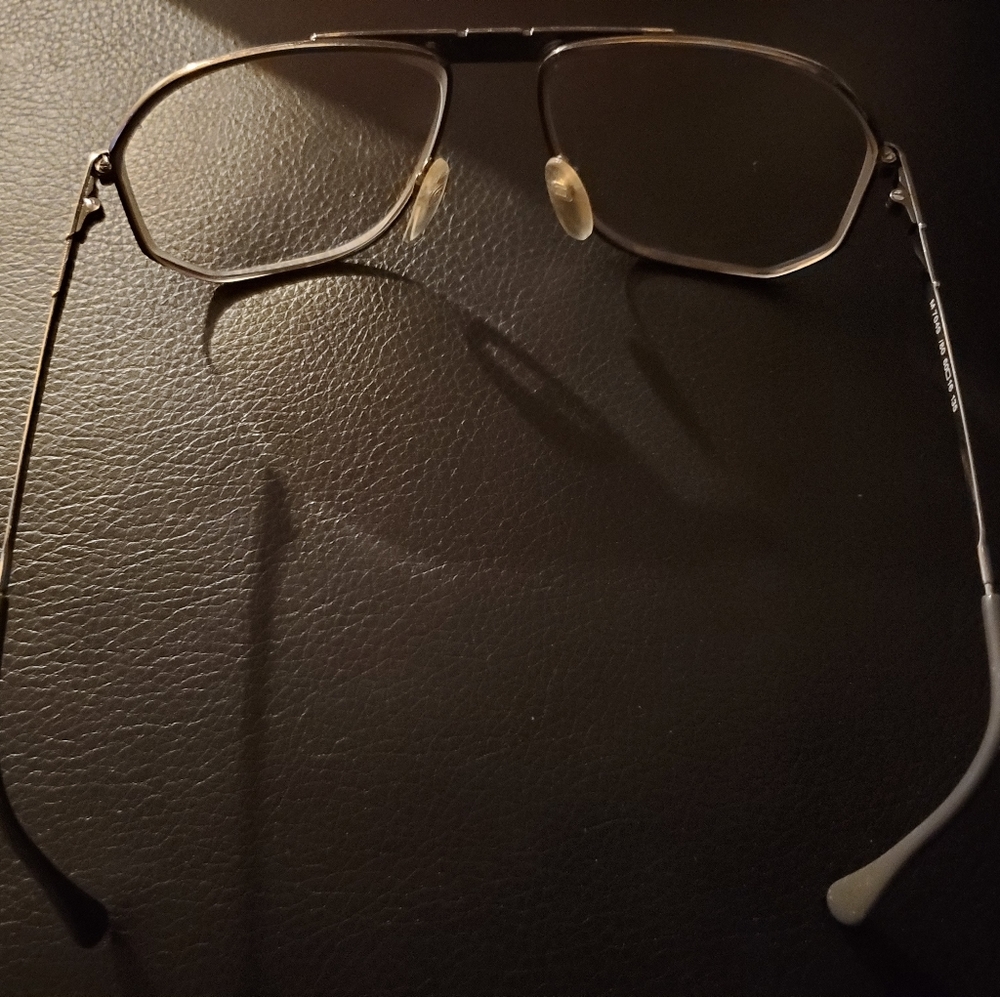 Silhouette frames - Picture 2 of 4